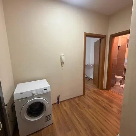 Azur Apartament *